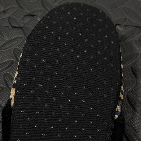 Women's Mule Slippers L (8-9) Leopard Print Slip On Faux Fur Round Toe Comfort - Picture 6 of 6